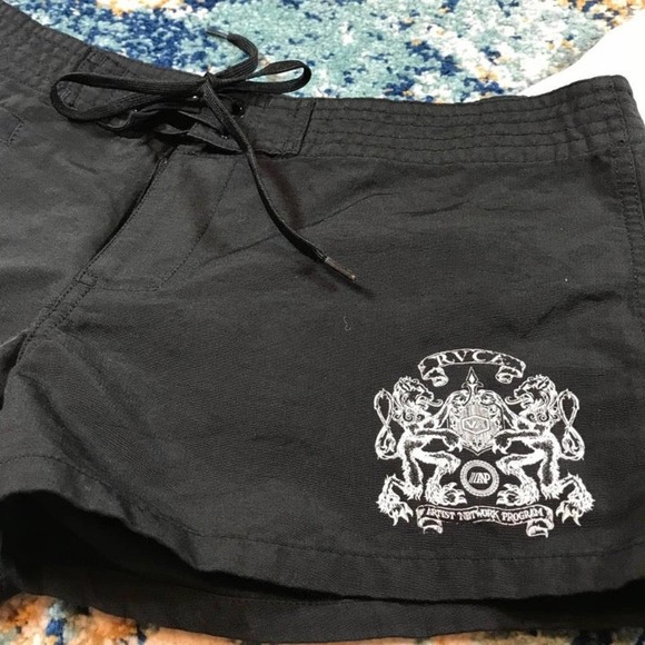 RVCA Shorts Set Womens 7 - Picture 4 of 9
